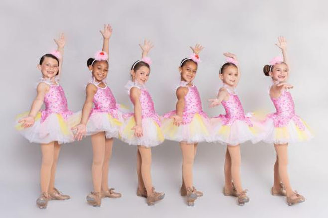 Supreme Perfection Studios dancers